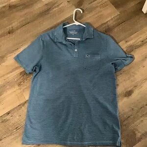 Vineyard vines polo size medium